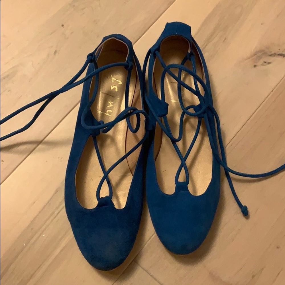 French sole ballet flat